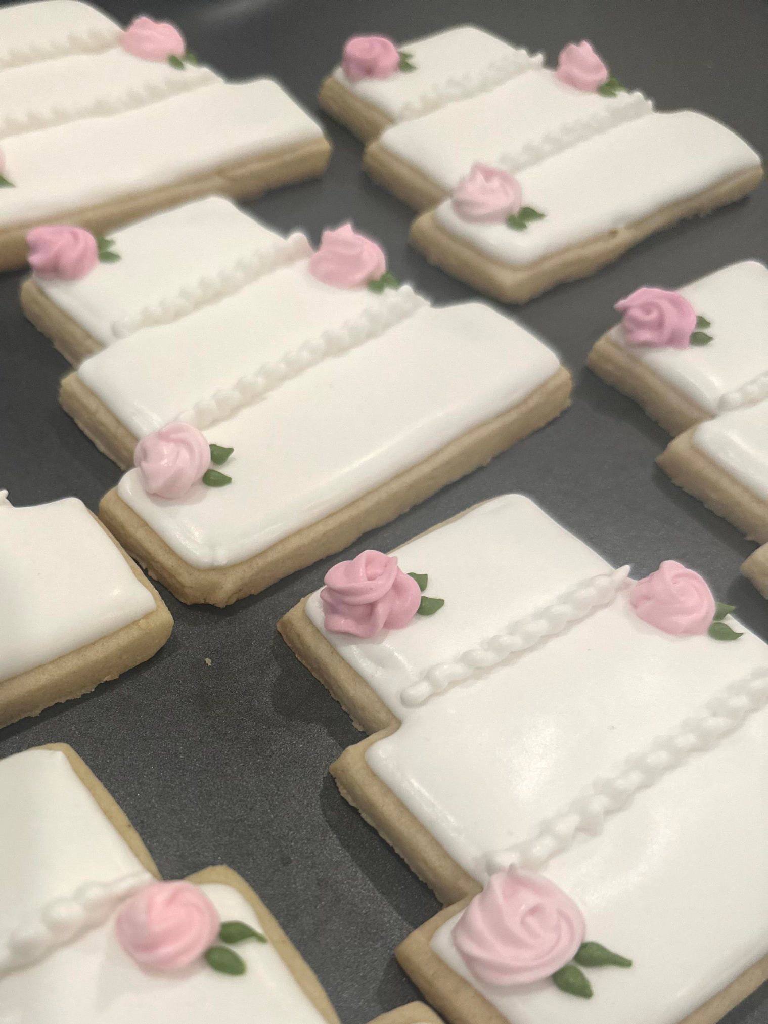 Wedding Cakes - Cookies - Elegant for wedding cookies.